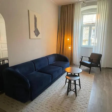 Center 3br With En-suite And Workspace * Rijeka