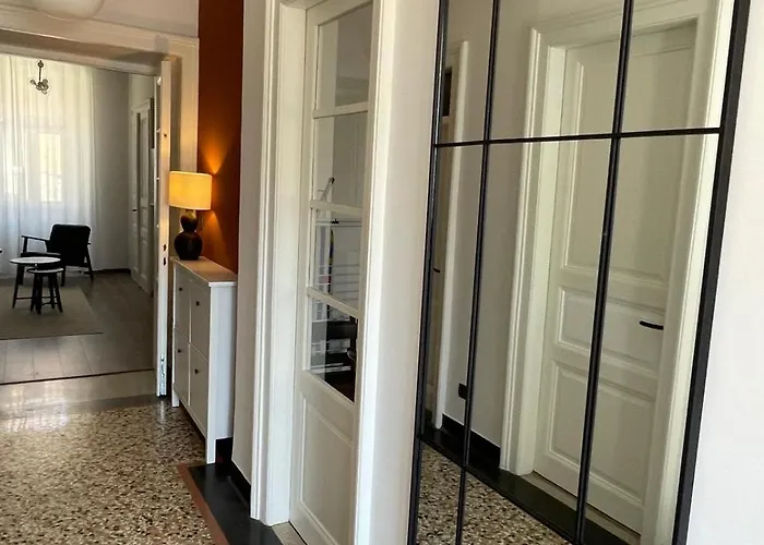 Center 3br With En-suite And Workspace Apartmán *